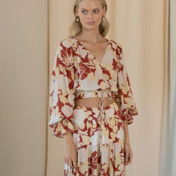 Kivari Zanthe Floral Matching Set - Picture 4 of 7